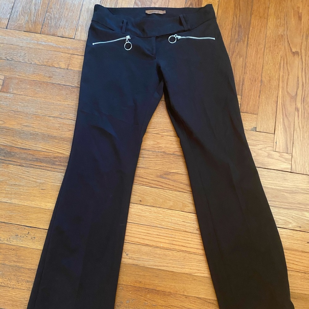 Arden B size 6 black zipper pants unique *flaw*